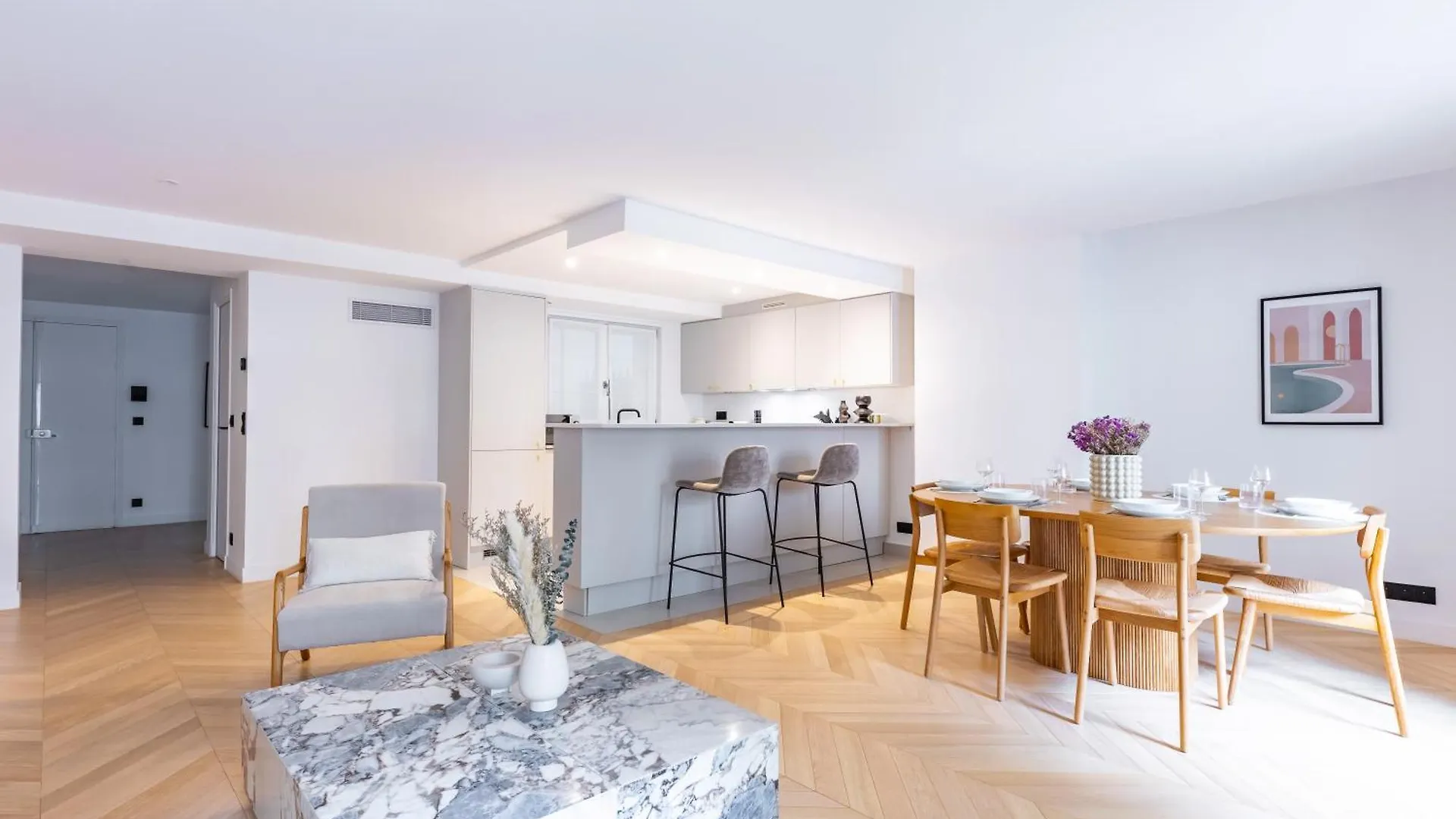 Brand New 3 Bedrooms Facing Madeleine/st Honore Apartment *