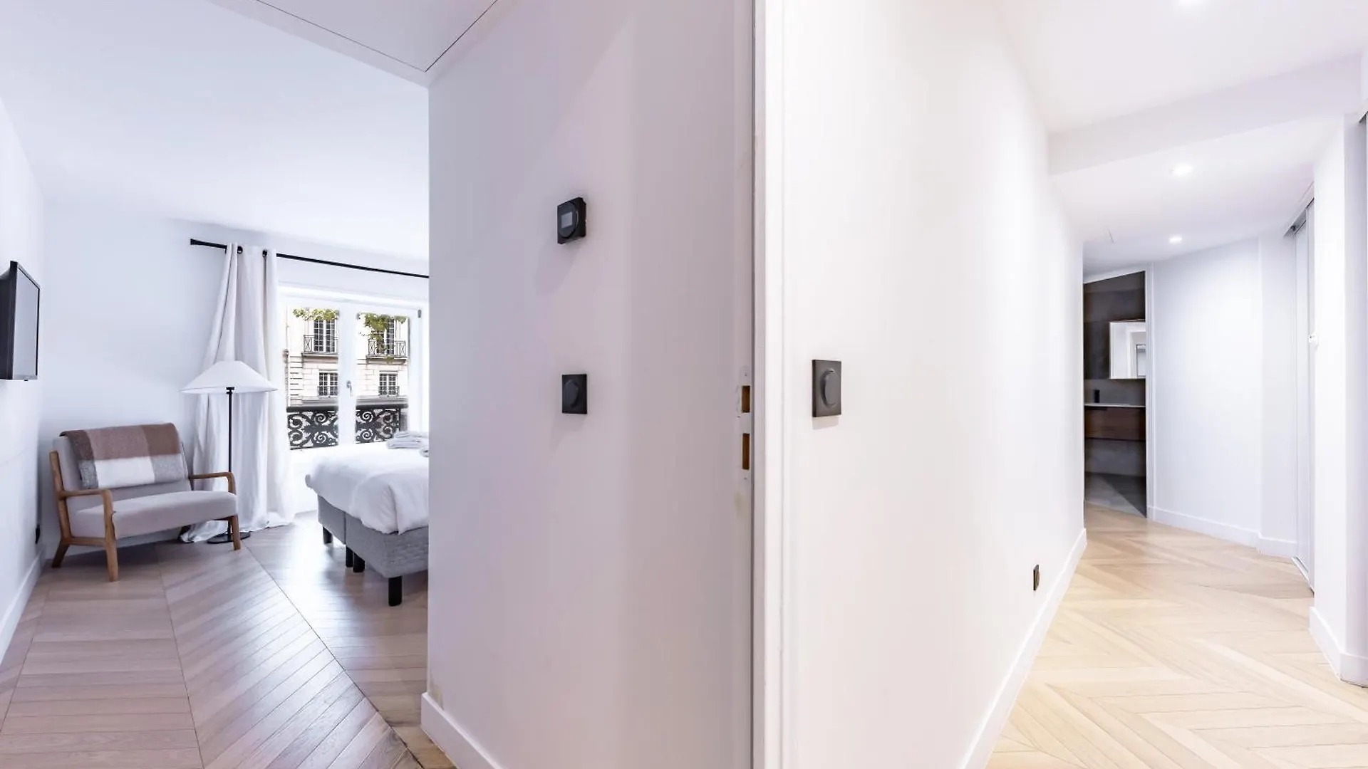 Brand New 3 Bedrooms Facing Madeleine/st Honore Apartment
