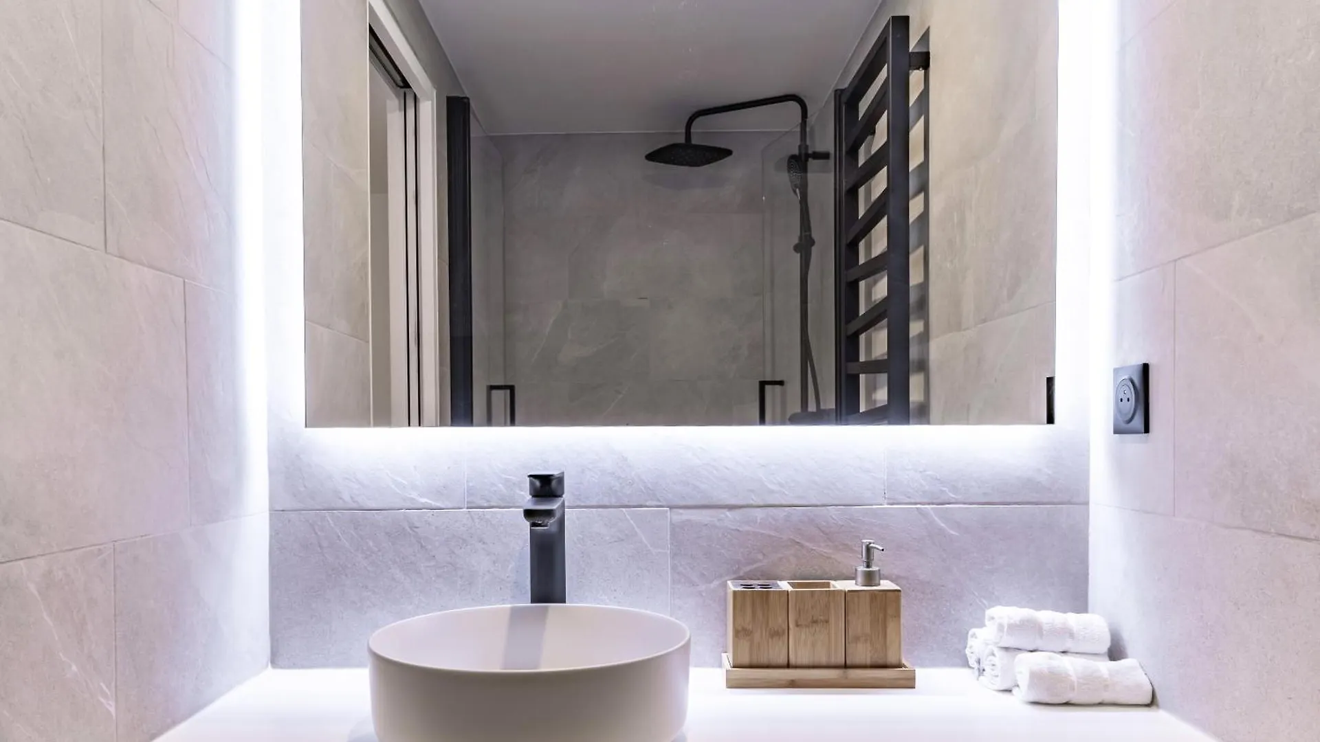 Διαμέρισμα Brand New 3 Bedrooms Facing Madeleine/st Honore