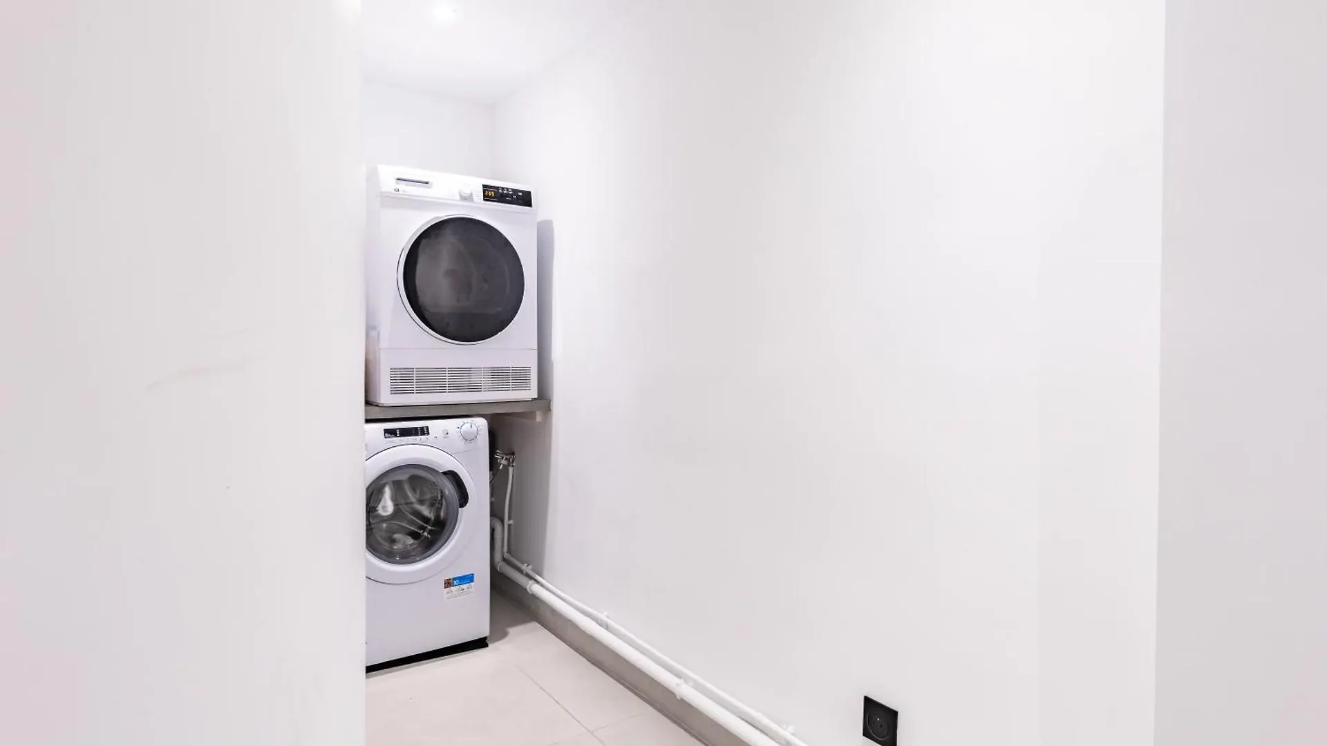 Apartment Brand New 3 Bedrooms Facing Madeleine/st Honore *
